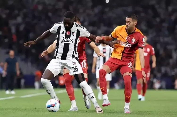 Galatasaray'da tam 7 ayrılık birden! - 2