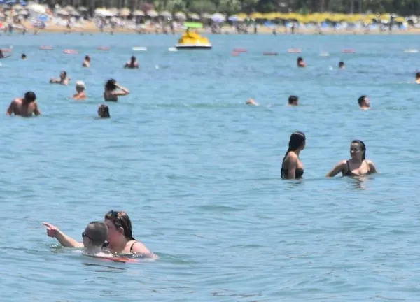 bodrumda-bayram-bereketi-en-yogun-gunleri-bayram-nufusu-1-milyona-asti-1688058818186.jpeg Bodrum'da bayram bereketi! Nüfus1 milyona ulaştı...-2