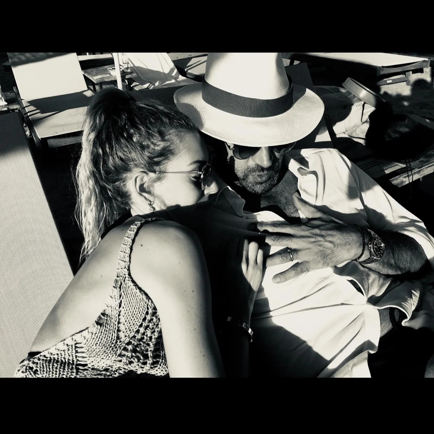 Ekranda A.B.İ evde baba! Sinem Kobal ve Kenan İmirzalıoğlu’nun masalsı aşkı - 2