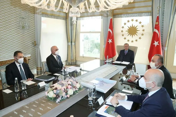 Son dakika: Başkan Erdoğan Azerbaycan Başbakan Yardımcısı Şahin Mustafayev'i kabul etti-1