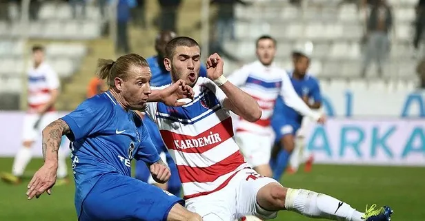 Adana Demir tek attı 3 aldı