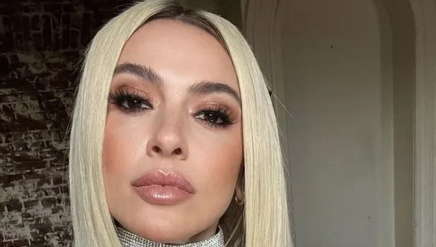 Mehmet Dinçerler ile evlenen Hadise’nin yeni imajı sosyal medyada gündem oldu! Hadise’yi Kardashian kardeşlere benzettiler