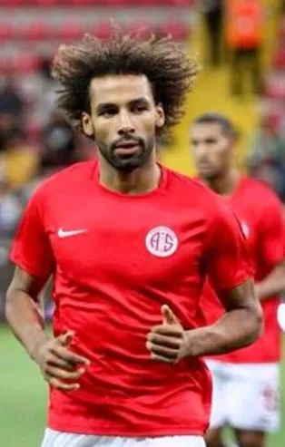 Nazım Sangare kimdir? Nazım Sangare nereli?