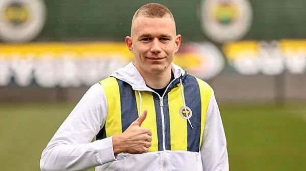 Barcelona, Fenerbahçe'nin kapısını çalacak! Attila Szalai transfer listesinin gündeminde-6