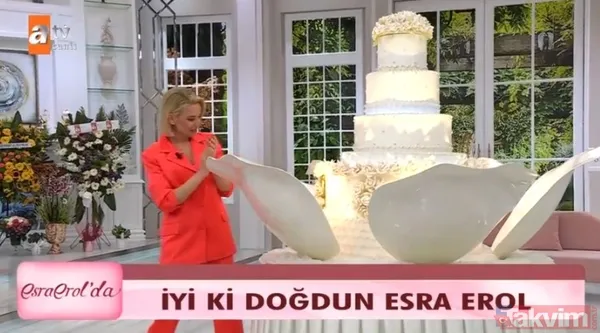 Esra Erol'un eşi Ali Özbir aşka geldi! Esra Erol doğum gününü kutlayan eşine "Ali'm" diye seslendi ikili yorum yağmuruna tutuldu - 7