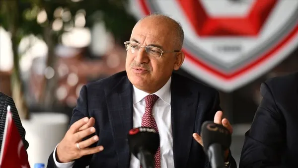 tff-haberleri-turkiye-futbol-federasyonu-baskanligina-tek-aday-1655368103704.jpg TFF Haberleri: Türkiye Futbol Federasyonu başkanlığına tek aday!-3