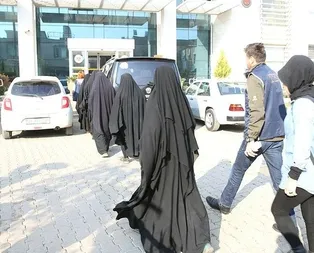 Hol Kampından kaçan terör örgütü DEAŞlı 7 kadın Hatayda teslim oldu