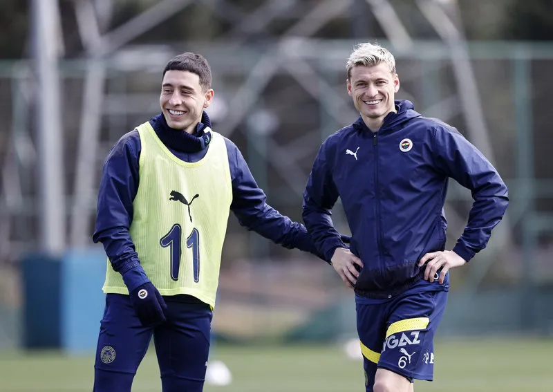 Fenerbahçe'de flaş gelişme! Menajeri İstanbul'a geliyor - 4
