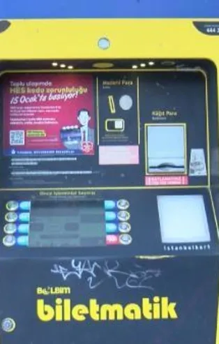Biletmatiklerde kart yok! İstanbulkart satan gişeler önünde uzun kuyruklar oluştu
