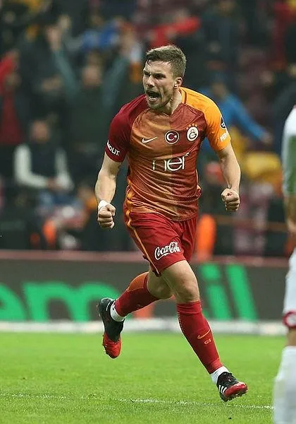 transfer-haberleri-antalyaspor-galatasarayin-eski-yildizi-podolskiyi-bitiriyor-1579206207619.jpeg Transfer haberleri | Antalyaspor, Galatasaray'ın eski yıldızı Podolski'yi bitiriyor!-3