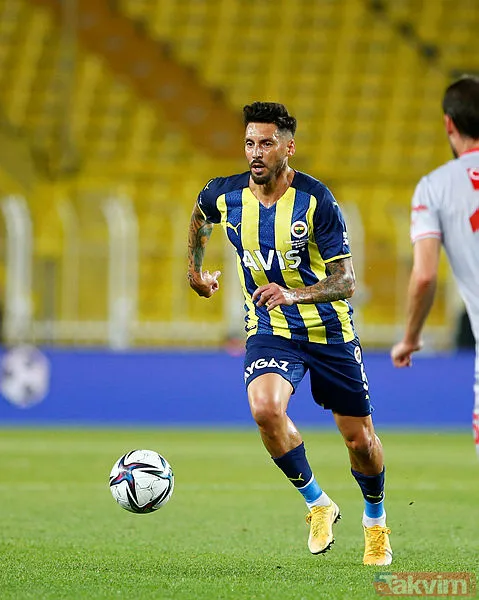 Trabzon'da liderlik kapışması! İşte Trabzonspor - Fenerbahçe maçının muhtemel 11'leri... - 22