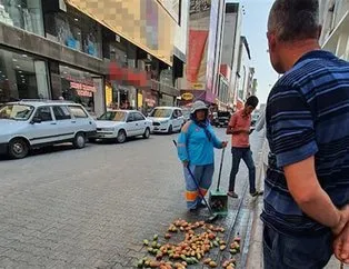 İşte CHP belediyeciliği! Zabıta seyyar satıcının incirlerini yere döktü!