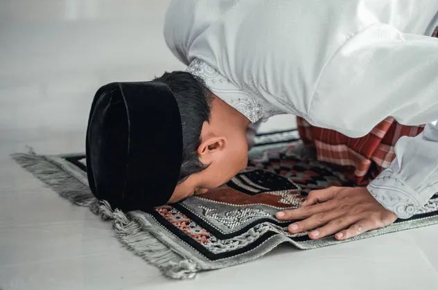 🙏Kadir Gecesi namazı kılınışı! 🙌 Kadir Gecesi namazı kılarken okunacak dualar... Kadir Gecesi namazı nasıl kılınır, kaç rekattır?