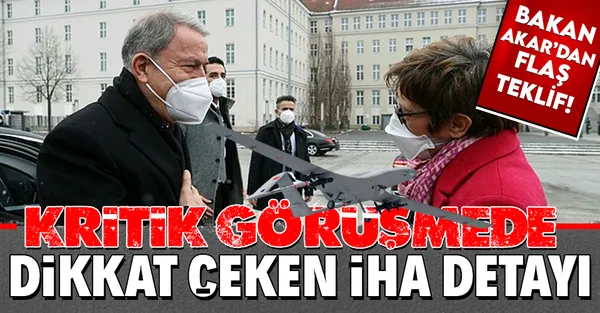 Milli Savunma Bakanı Hulusi Akar'ın Alman mevkidaşı ile görüşmesinde dikkat çeken İHA detayı-1