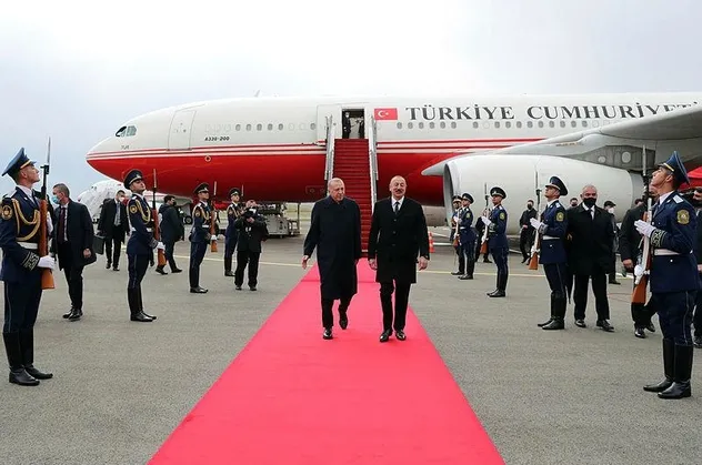 Başkan Erdoğan'dan yoğun diplomasi trafiği: 2021 yılında tam 14 yurt dışı ziyareti gerçekleştirdi!