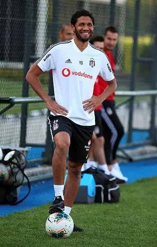 Beşiktaş Teknik Direktörü Abdullah Avcı’dan Elneny’ye tam yetki