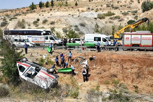 Gaziantep'te feci kaza! Çok sayıda ölü var! 2 Gazeteci, itfaiye ve sağlık görevlisi... Başkan Erdoğan'dan taziye mesajı-9