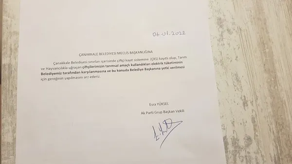 chp-canakkale-belediye-baskani-ulgur-gokhan-ciftciye-bedava-elektrik-vaadine-ofkeli-gidin-onu-kilicdarogluna-sorun-1641647067958.jpg CHP Çanakkale Belediye Başkanı Ülgür Gökhan "Çiftçiye bedava elektrik" vaadine öfkeli: Gidin onu Kılıçdaroğlu'na sorun-5