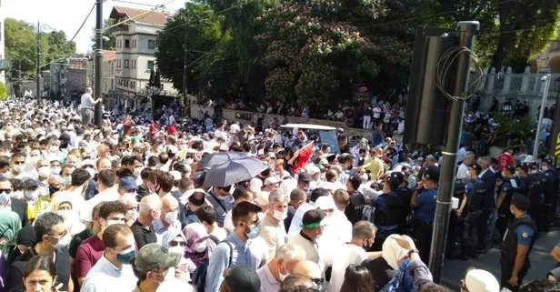 İstanbul Valiliği Ayasofya Camii girişleri son dakika durdu mu?