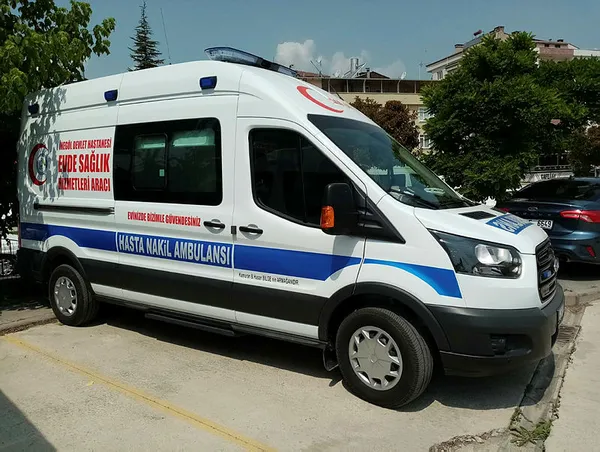 is-insaninin-esi-olmeden-once-vasiyet-etmisti-ailesi-hastaneye-ambulans-bagisladi-1591788613293.jpg İş insanının eşi ölmeden önce vasiyet etmişti! Ailesi hastaneye ambulans bağışladı-3