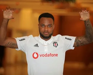 Cyle Larin görev başına