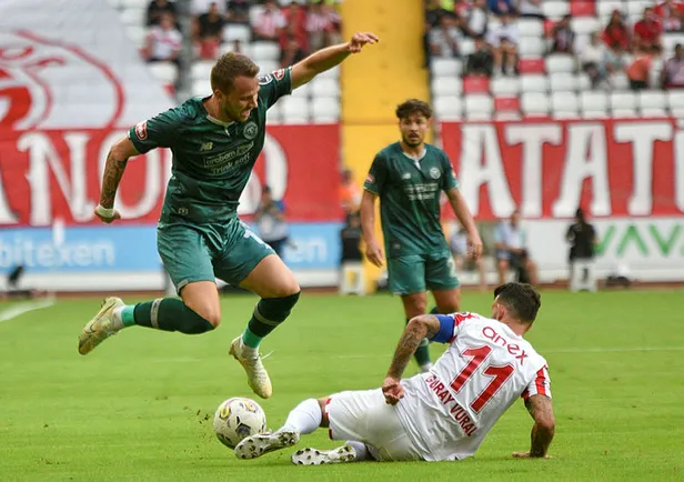 antalyaspor-sahasinda-agirladigi-konyaspor-ile-1-1-berabere-kaldi-1665246185482.jpg Antalyaspor sahasında ağırladığı Konyaspor ile 1-1 berabere kaldı-4