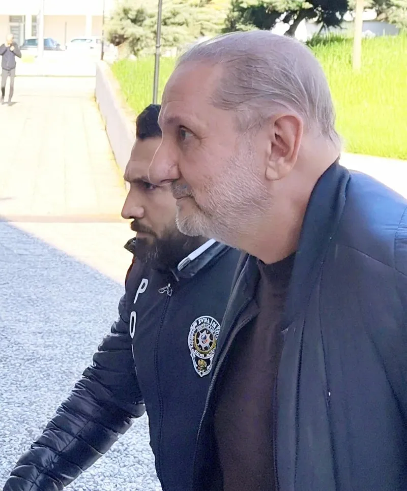 levent-arkanin-savunmasina-takvim-ulasti-tacize-sevginin-gucu-kilifi-engellemedigine-gore-rizasi-var-1775570645326.jpeg CHP'li Levent Arkan’ın savunmasına Takvim ulaştı: Tacize 'sevginin gücü' kılıfı | 'Engellemediğine göre rızası var!'-5