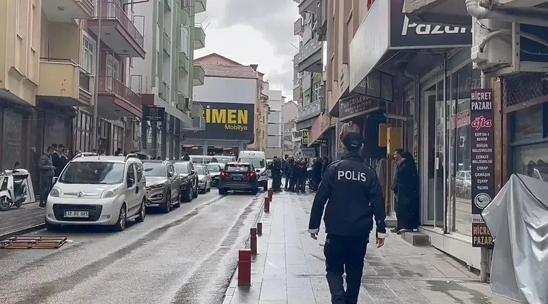 Isparta'da dehşet anları! Husumetli komşusuna pompalı tüfekle ateş açtı | Anne ile oğlu yaralandı (İHA)