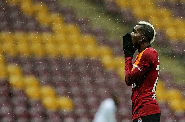 Nijeryalı futbolcu Henry Onyekuru Galatasaray'a veda etti: Menajeri D’avila Beşiktaş ve Fenerbahçe ile temasa geçti!-5