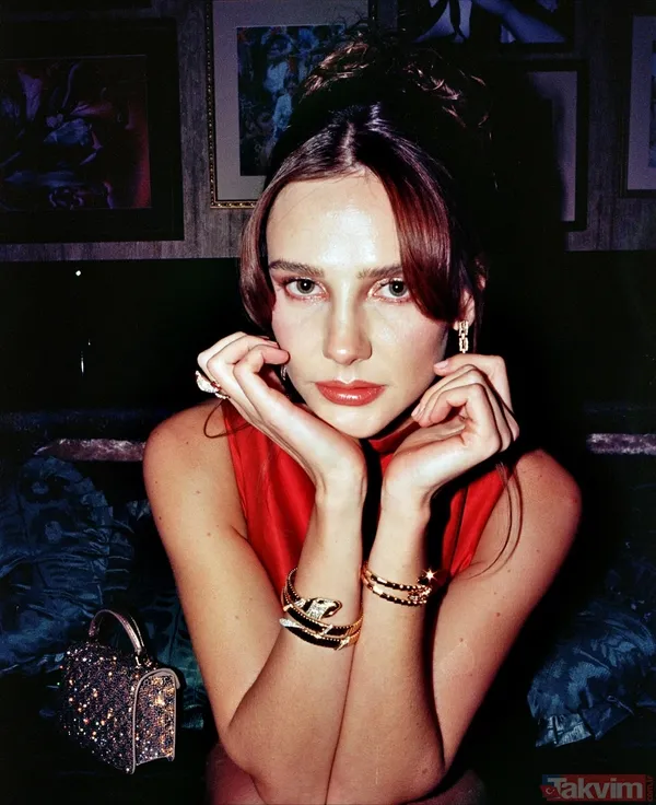 Kuruluş Orhan'ın Prenses Asporça'sı Alina Boz Rus annesi Olga'yla dikkat çekti! - 5