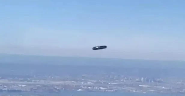 Uçakta UFO paniği! Manzaranın fotoğrafını çekerken uzaylıları görüp dehşete düştü