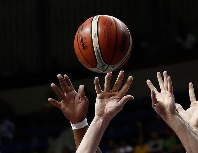 Tofaş-Fenerbahçe: 88-89