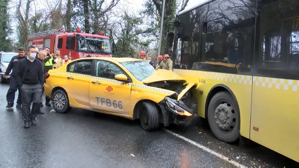 istanbulda-korkunc-kaza-sariyerde-taksi-ve-iett-otobusu-kafa-kafaya-carpisti-1641554404027.jpg İstanbul'da korkunç kaza! Sarıyer'de taksi ve İETT otobüsü kafa kafaya çarpıştı-3