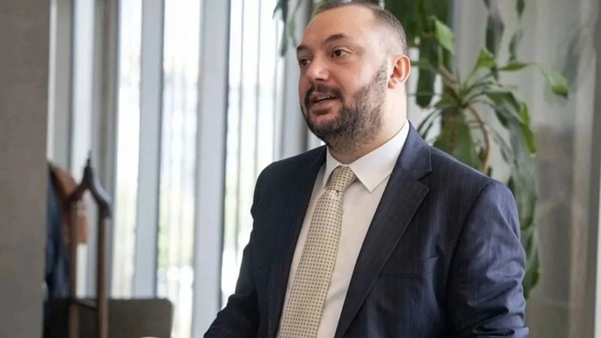 CHP yandaşı HALK TV'de Türkiye ekonomisine darbe çağrısı yapan Onur Alp Yılmaz hakkında soruşturma