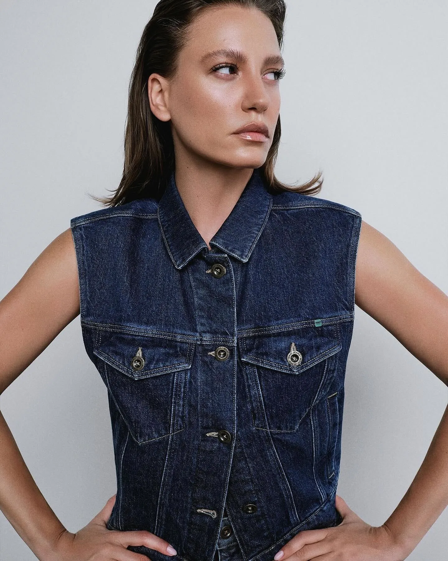 Tasarımı dünyayı gezdi! Serenay Sarıkaya dergilere konu olan evi hakkında konuştu - 13