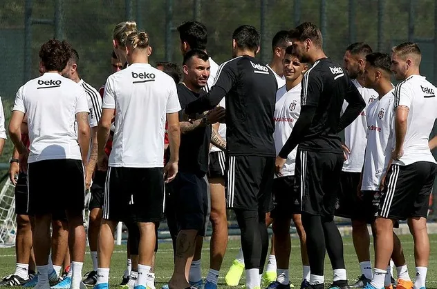 Son dakika: Beşiktaş ayrılığı resmen açıkladı! Gary Medel...
