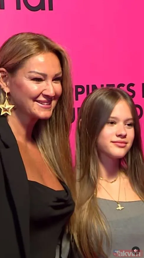 Pınar Altuğ ile Yağmur Atacan’ın kızına bakın! 16 yıllık aşkın meyvesi! Son haliyle hayran bıraktı “Zarafetini annesinden almış” - 22