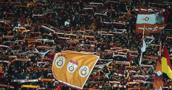 Galatasaray sınıfta kaldı taraftar isyan bayrağı açtı! İstatistikten şoke eden rakamlar çıktı