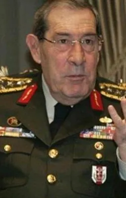 Yaşar Büyükanıt kalp krizi geçirdi