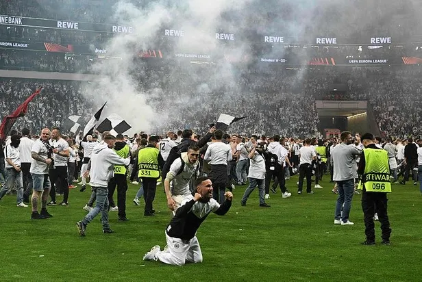 UEFA Avrupa Ligi ve Konferans Ligi'nde gecenin sonuçları ile birlikte finalistler de belli oldu-3