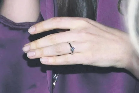 Cansel Elçin'le sevgilisi Zeynep Tuğçe Bayat'ın aşkı evliliğe gidiyor-1