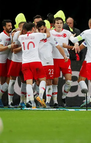 Galatasaray'dan milli yıldız için İtalya seferi! Kaan Ayhan için teklif yenileniyor...