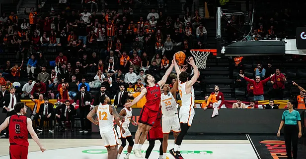 Galatasaray mağlubiyete rağmen Şampiyonlar Lig'inde çeyrek finalde: 90-81