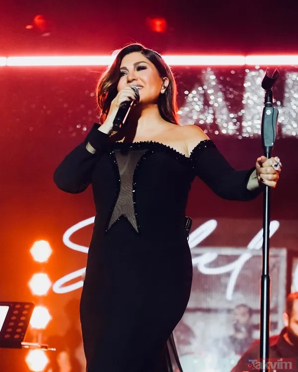 Beykoz'daki süper lüks villada yok yok! Sibel Can'ın evine bakın! “Tam bir saray yavrusu” 9 oda, 7 banyo, kuaför salonu... - 5