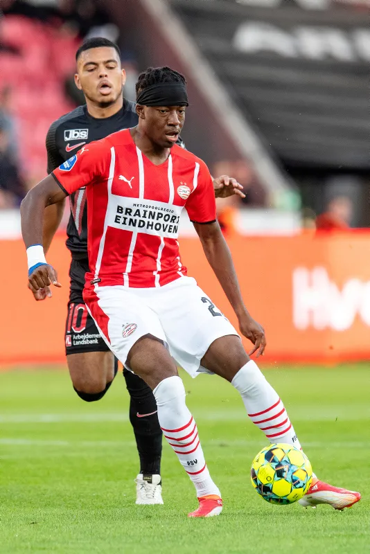 galatasaray-joao-pedro-icin-teklif-yapti-10-15-milyon-euro-bonservis-soke-etti-1657618751497.jpg Galatasaray Evander için teklif yaptı! 10-15 milyon Euro bonservis şoke etti-4