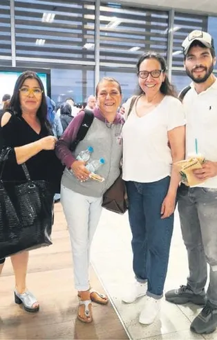 Atv'nin reyting rekortmeni dizisi Hercai'nin oyuncu kadrosu Mardin'e uçtu