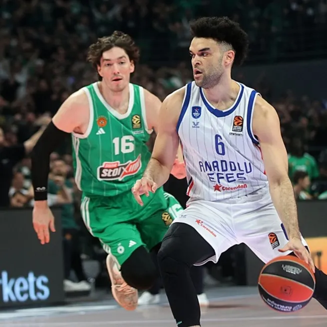Anadolu Efes Atina’dan zaferle dönüyor