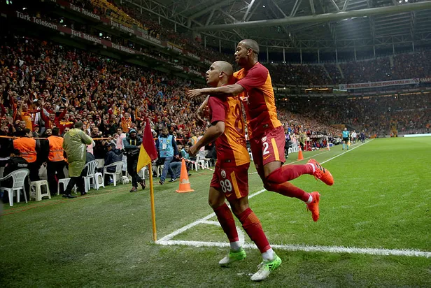 Feghouli: 'Türkiye güvenli değil diyenler yalan söylüyor'-5