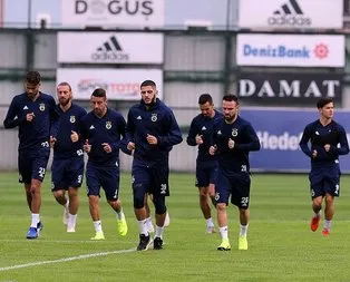 14 futbolcu boşa çıkıyor