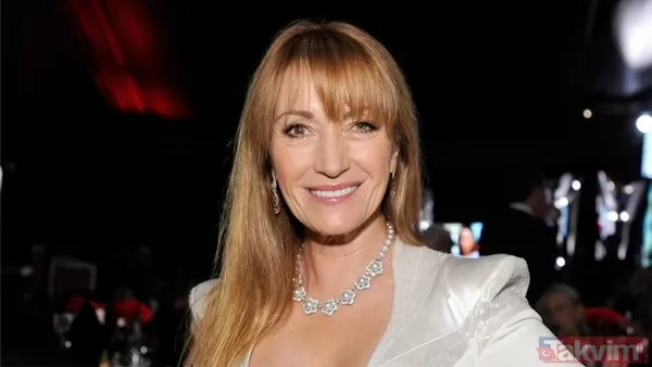 Egzersiz Olmazsa Olmaz Beslenmenin yanı sıra aktif bir yaşam tarzının önemine de değinen Seymour, düzenli egzersiz yaptığını dile getirdi. Pilates ve ağırlık...